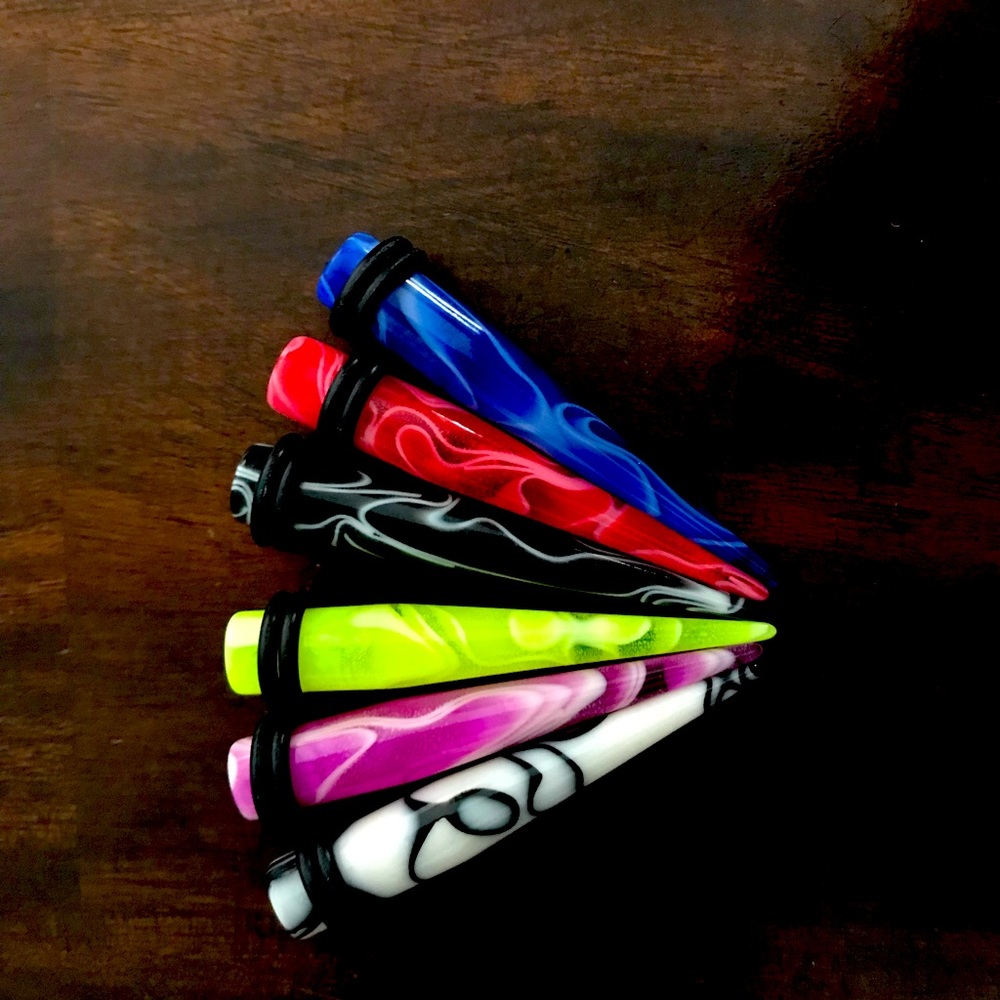 Multi color tapers. Lots of sizes available.
